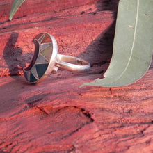 Estimated Small Bird and Leaf Inlay Piece