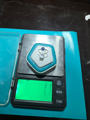 Selección de anillos pequeños con piedra
